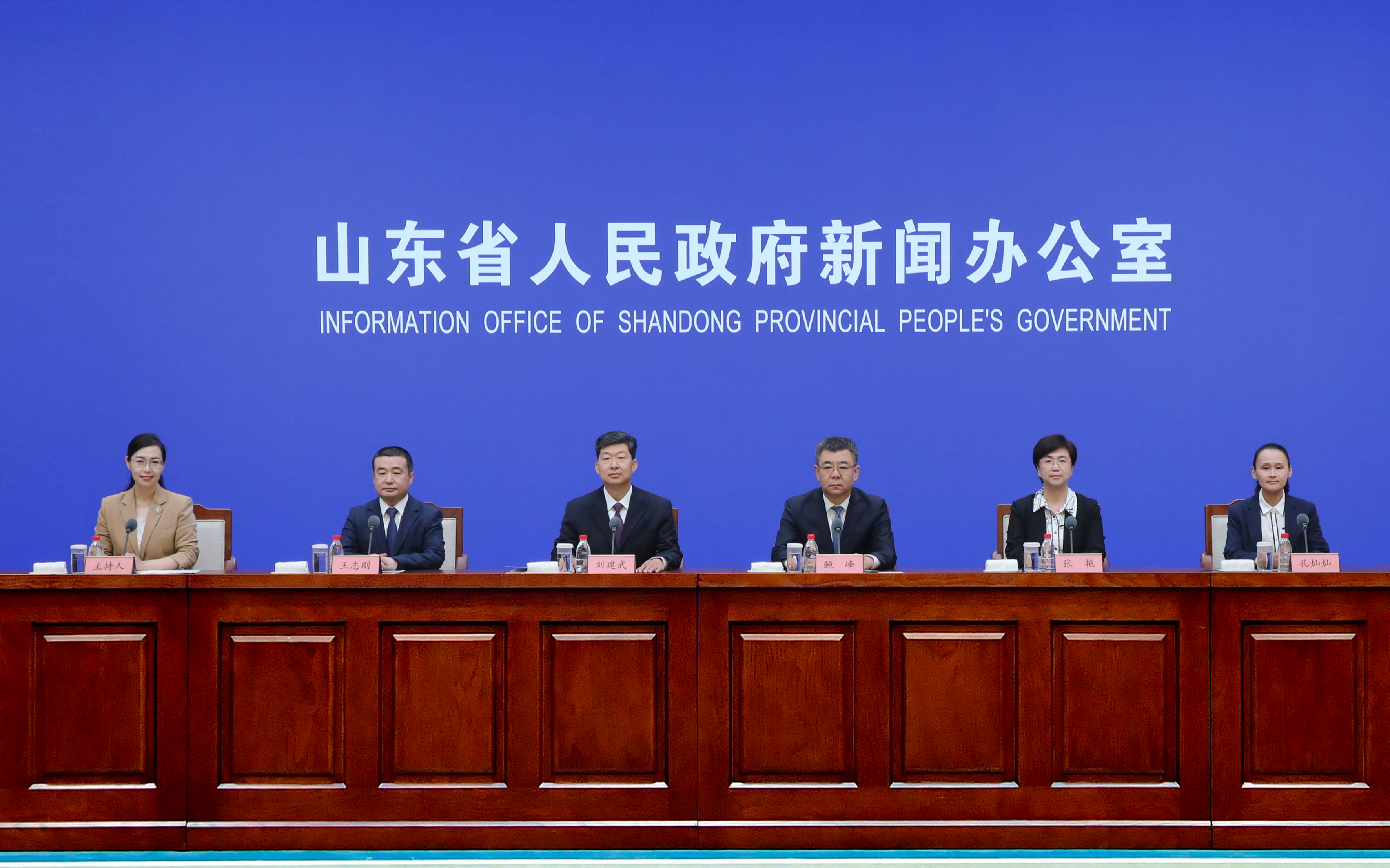 省民政厅主办推进儿童福利事业高质量发展新闻发布会